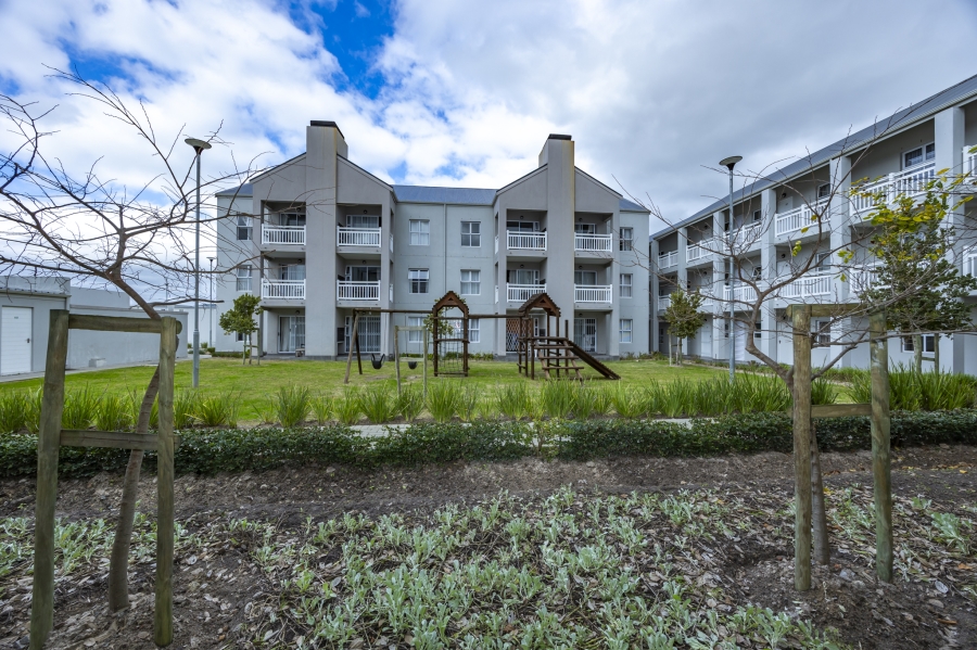 To Let 2 Bedroom Property for Rent in Mooiberge Western Cape